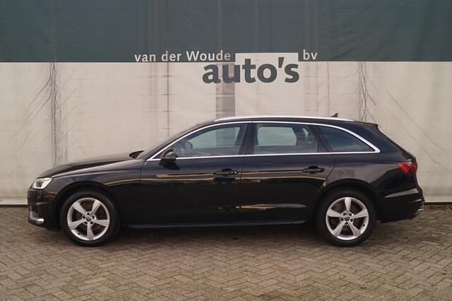 Zwart (metallic) Gebruikt 2020 Audi A4 Business Stationwagen | € 22.900 (Eerlijke prijs) - Afbeelding 1/4