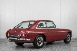Rood Gebruikt 1973 MG B GT Coupé | € 24.900 - Afbeelding 1/1