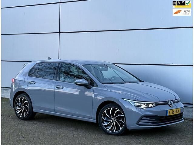Grijs Occasion 2021 VW Golf VIII Business Hatchback | € 14.500 (Eerlijke prijs) - Afbeelding 1/4
