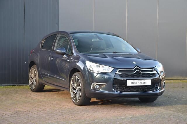 Blauw Occasion 2015 Citroën DS4 Sport Chic Hatchback | € 10.799 (Duur) - Afbeelding 1/4