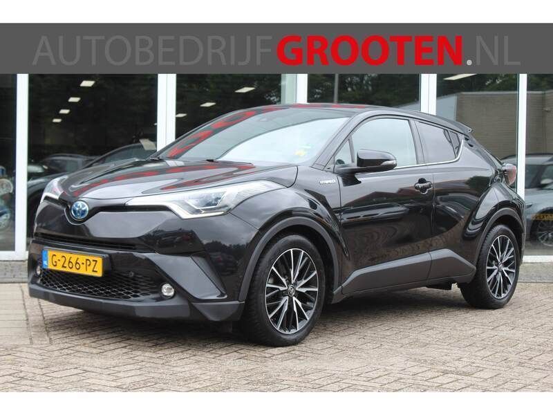 Zwart, metallic lak Gebruikt 2020 Toyota C-HR Executive SUV | € 19.999 (Eerlijke prijs) - Afbeelding 1/4