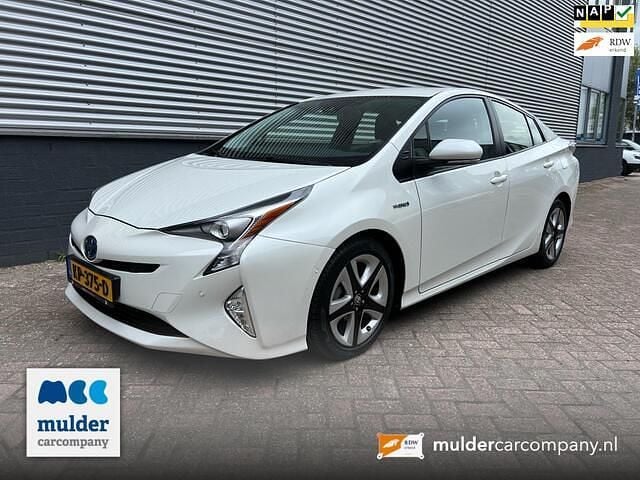 Wit Gebruikt 2016 Toyota Prius Executive Hatchback | € 15.940 (Eerlijke prijs) - Afbeelding 1/4