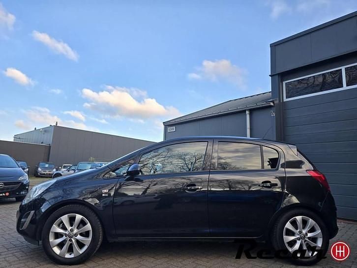Occasion Opel Corsa 87 PK (63 kW) 2012 Zwart Hatchback