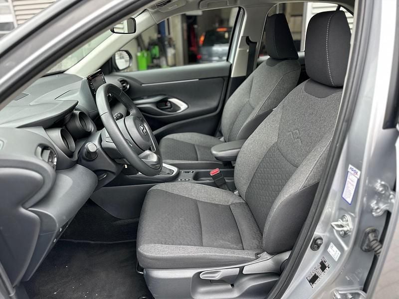 Occasion Toyota Yaris Cross 93 PK (68 kW) 2024 Grijs SUV