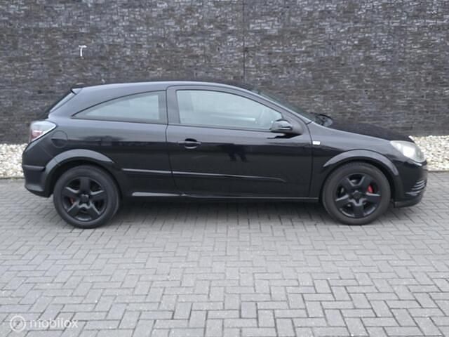 Occasion Opel Astra GTC Edition 105 PK (77 kW) 2006 Zwart Hatchback