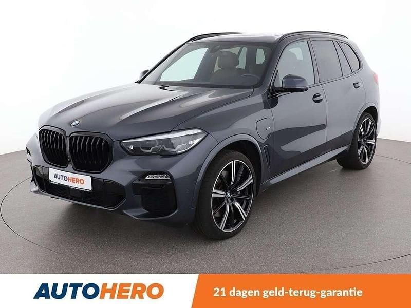Grijs Gebruikt 2020 BMW X5 M Sport SUV | € 51.749 (Super prijs) - Afbeelding 1/3