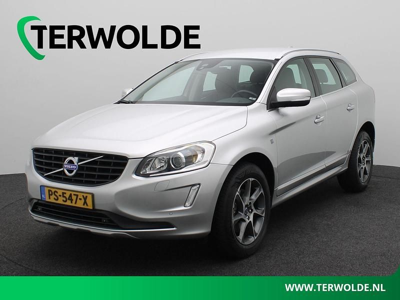 Grijs Gebruikt 2016 Volvo XC60 Ocean Race SUV | € 22.945 (Iets duurder) - Afbeelding 1/4