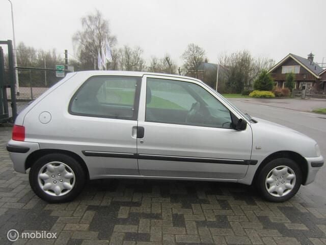 Occasion Peugeot 106 60 PK (44 kW) 2002 Grijs Hatchback