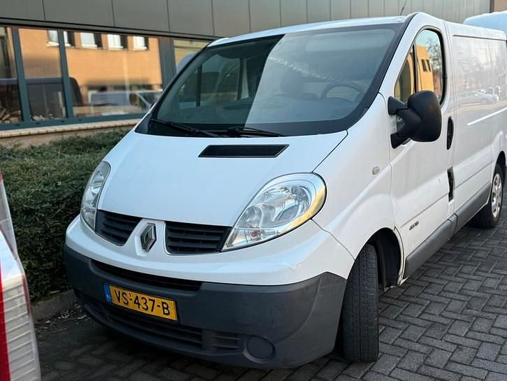 Occasion 2013 Renault Trafic MPV | € 2.200 (Goede deal) - Afbeelding 1/4