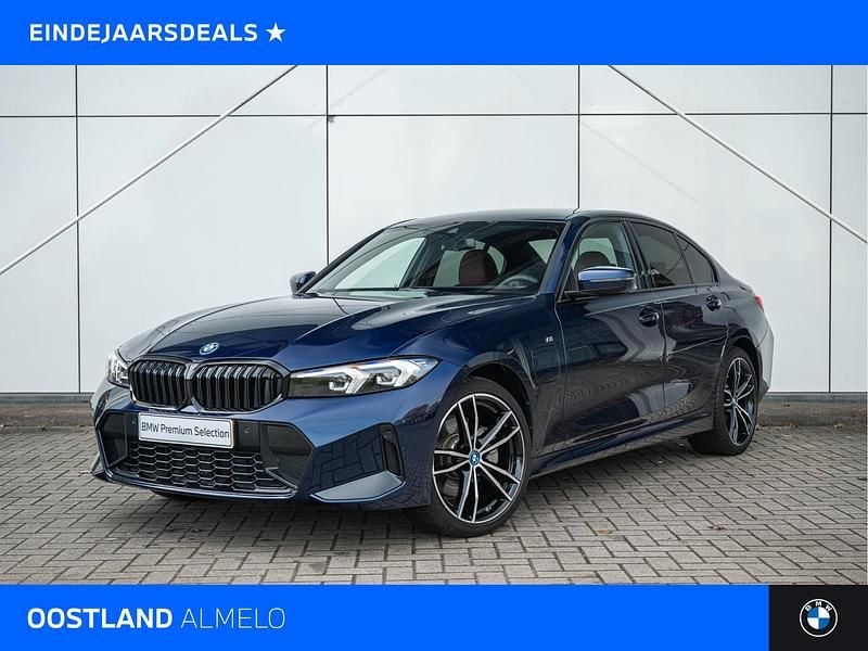 Blauw Gebruikt 2024 BMW 320e M Sport Sedan | € 39.750 (Goede deal) - Afbeelding 1/4