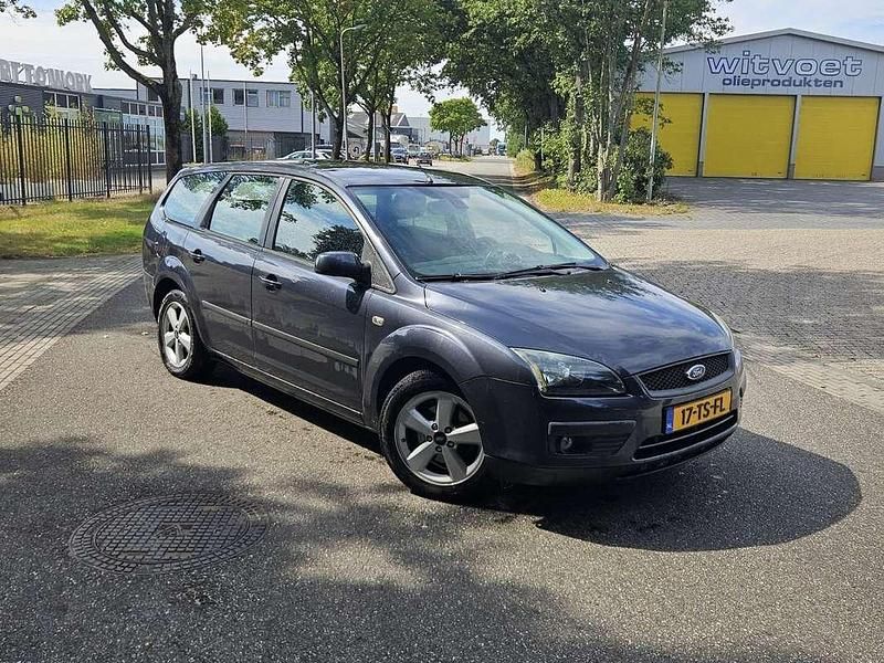 Blauw Gebruikt 2007 Ford Focus Futura Stationwagen | € 1.000 (Goede deal) - Afbeelding 1/4