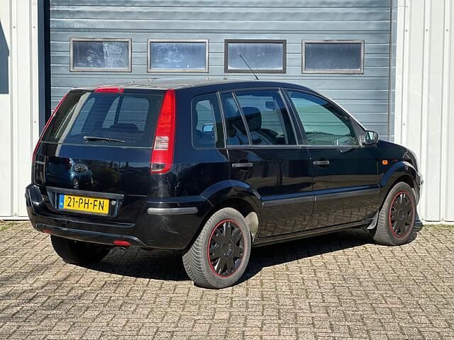 Occasion Ford Fusion Trend 101 PK (74 kW) 2004 Zwart (metallic) Hatchback