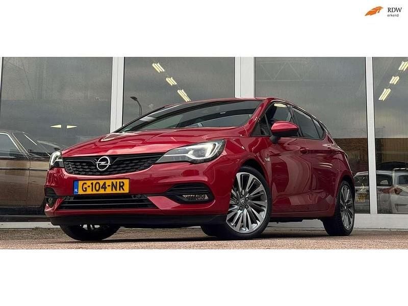 Rood Gebruikt 2019 Opel Astra Elegance Hatchback | € 10.744 (Goede deal) - Afbeelding 1/3