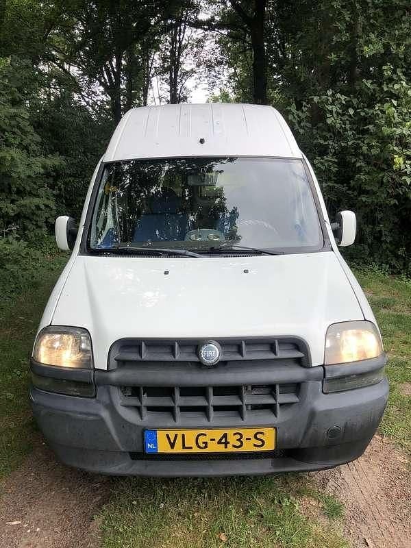 Gebruikt 2005 Fiat Doblò MPV | € 2.700 (Eerlijke prijs) - Afbeelding 1/4