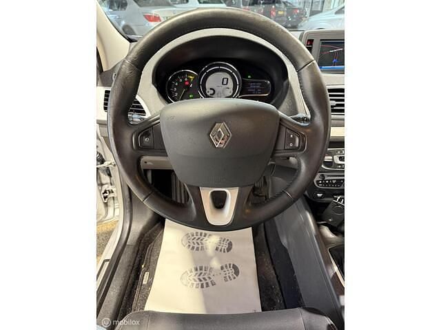 Occasion Renault Mégane GrandTour Dynamique 131 PK (96 kW) 2010 Grijs Stationwagen