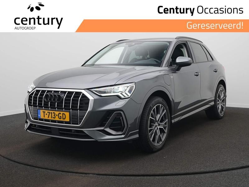 Grijs Gebruikt 2022 Audi Q3 Basis SUV | € 38.995 - Afbeelding 1/4