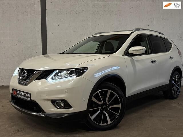 Wit (metallic) Gebruikt 2017 Nissan X-Trail 360º SUV | € 15.950 (Goede deal) - Afbeelding 1/4