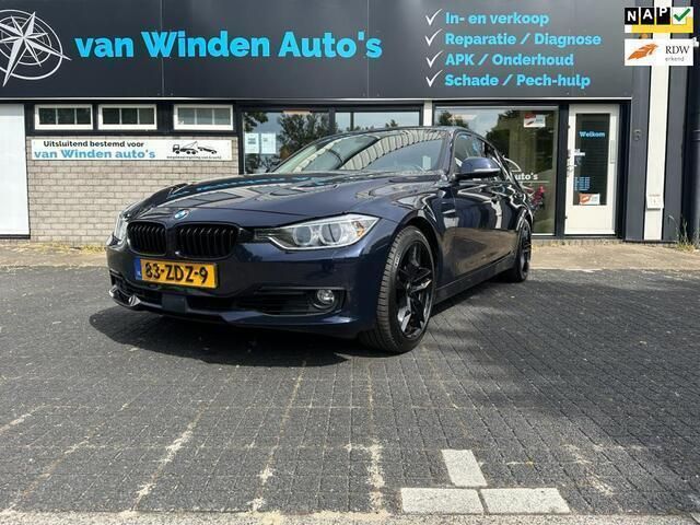 Blauw Gebruikt 2012 BMW 328 Executive Sedan | € 16.950 (Duur) - Afbeelding 1/4