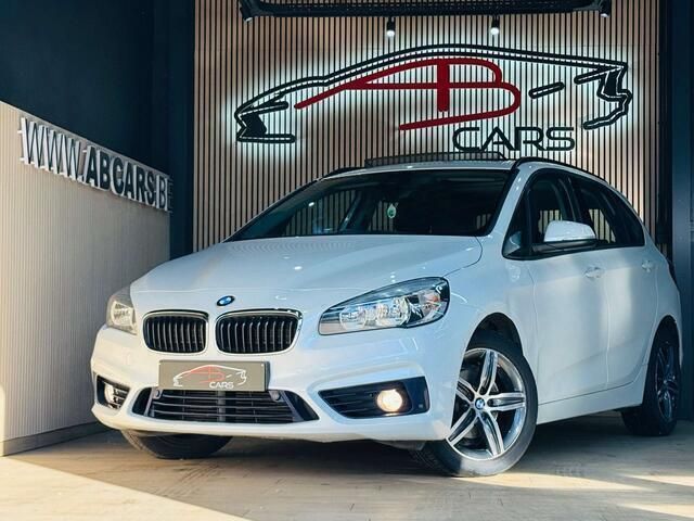 Wit Gebruikt 2015 BMW 218 | € 10.990 - Afbeelding 1/4