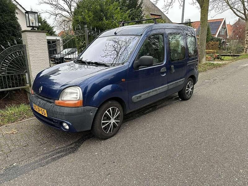 Blauw Gebruikt 2002 Renault Kangoo Stationwagen | € 1.750 (Eerlijke prijs) - Afbeelding 1/4