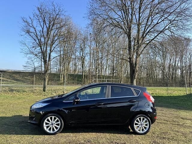 Occasion Ford Fiesta Titanium 101 PK (74 kW) 2016 Zwart Hatchback