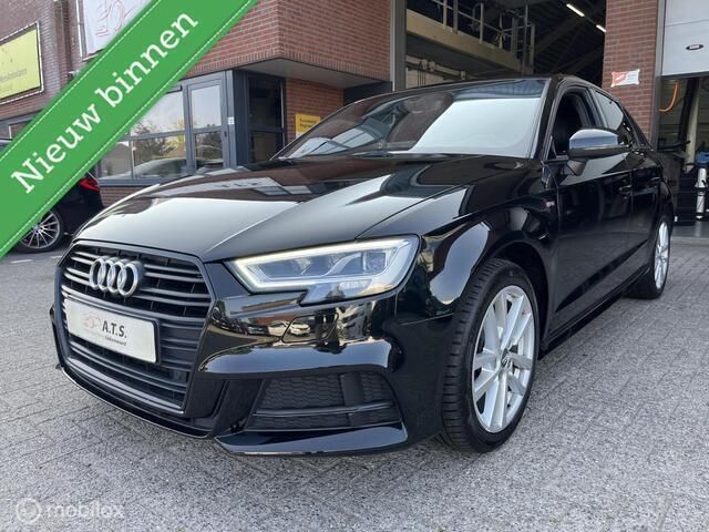 Zwart, metallic lak Gebruikt 2020 Audi A3 Sportback S-Line Hatchback | € 23.950 (Super prijs) - Afbeelding 1/4