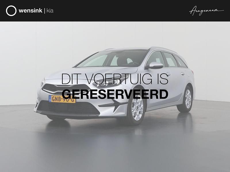 Grijs Gebruikt 2024 Kia Ceed Sportswagon Stationwagen | € 23.435 (Eerlijke prijs) - Afbeelding 1/4