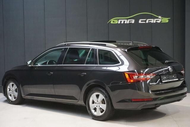 Occasion Skoda Superb 120 PK (88 kW) 2018 Zwart Stationwagen