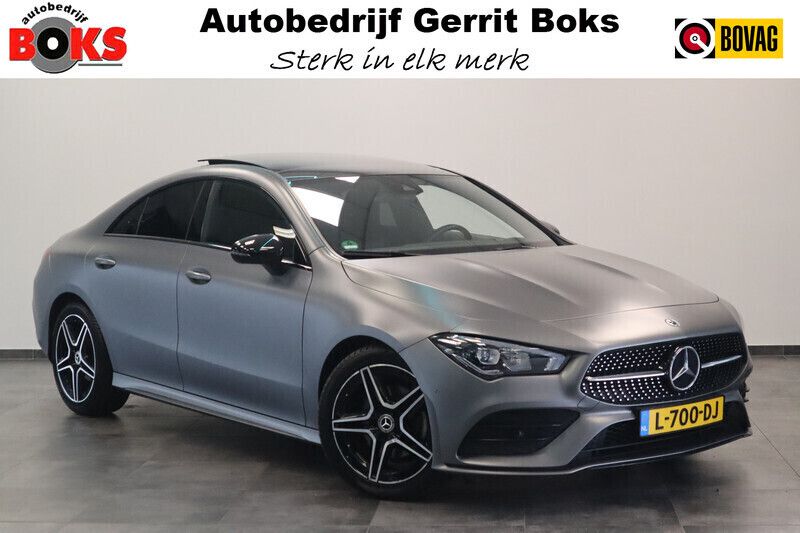 Grijs Gebruikt 2021 Mercedes CLA180 Business Sedan | € 36.745 (Duur) - Afbeelding 1/3