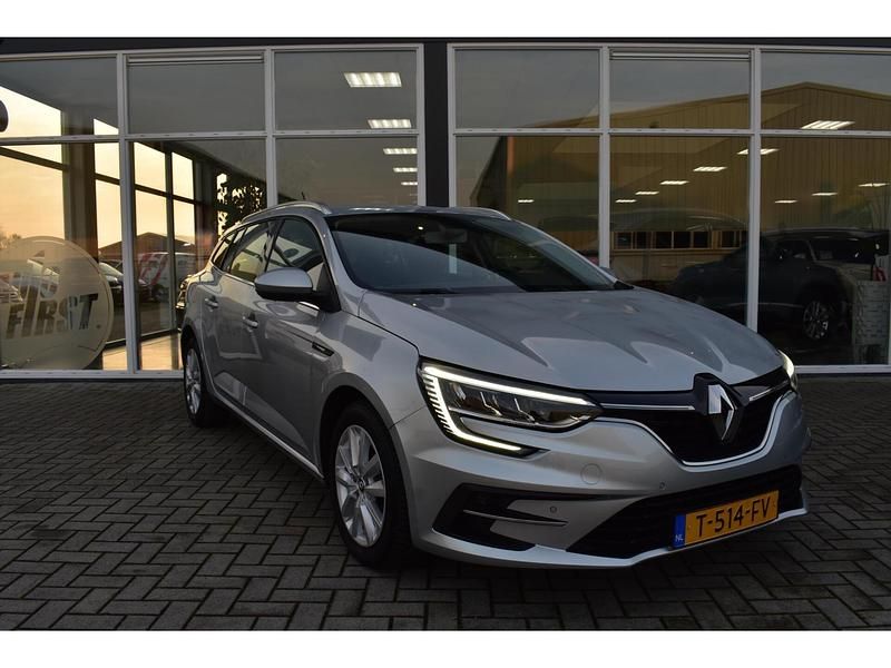 Occasion Renault Mégane GrandTour Equilibre 140 PK (102 kW) 2023 Grijs Stationwagen