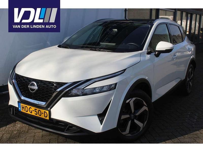 Wit Gebruikt 2023 Nissan Qashqai 360º SUV | € 25.450 (Eerlijke prijs) - Afbeelding 1/4