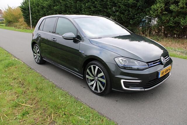 Occasion VW Golf VII GTE 150 PK (110 kW) 2015 Zwart Hatchback