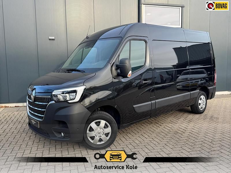 Zwart Gebruikt 2023 Renault Master Van | € 28.180 (Duur) - Afbeelding 1/4