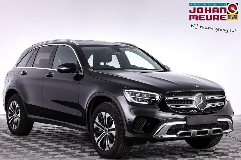 Zwart Gebruikt 2021 Mercedes GLC300e Business SUV | € 39.900 (Super prijs) - Afbeelding 1/4