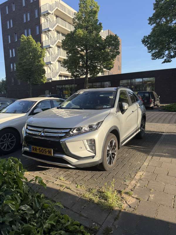 Gebruikt 2018 Mitsubishi Eclipse Cross Plus SUV | € 18.000 (Iets duurder) - Afbeelding 1/4