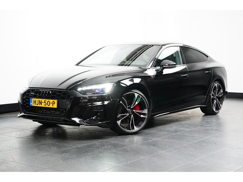 Zwart Gebruikt 2024 Audi A5 Sportback S-Line Hatchback | € 66.900 - Afbeelding 1/4