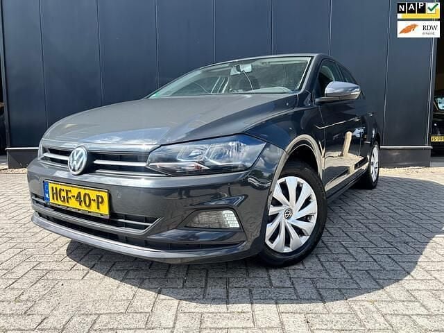 Grijs Gebruikt 2017 VW Polo Hatchback | € 13.495 (Eerlijke prijs) - Afbeelding 1/4