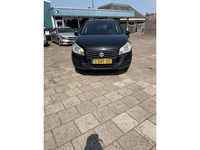 Zwart Gebruikt 2013 Suzuki SX4 S-Cross Comfort SUV | € 4.450 (Super prijs) - Afbeelding 1/4