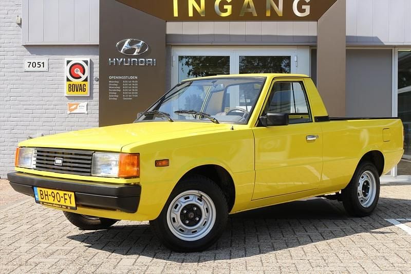 Geel Gebruikt 1984 Hyundai Pony Pickup | € 10.950 - Afbeelding 1/4