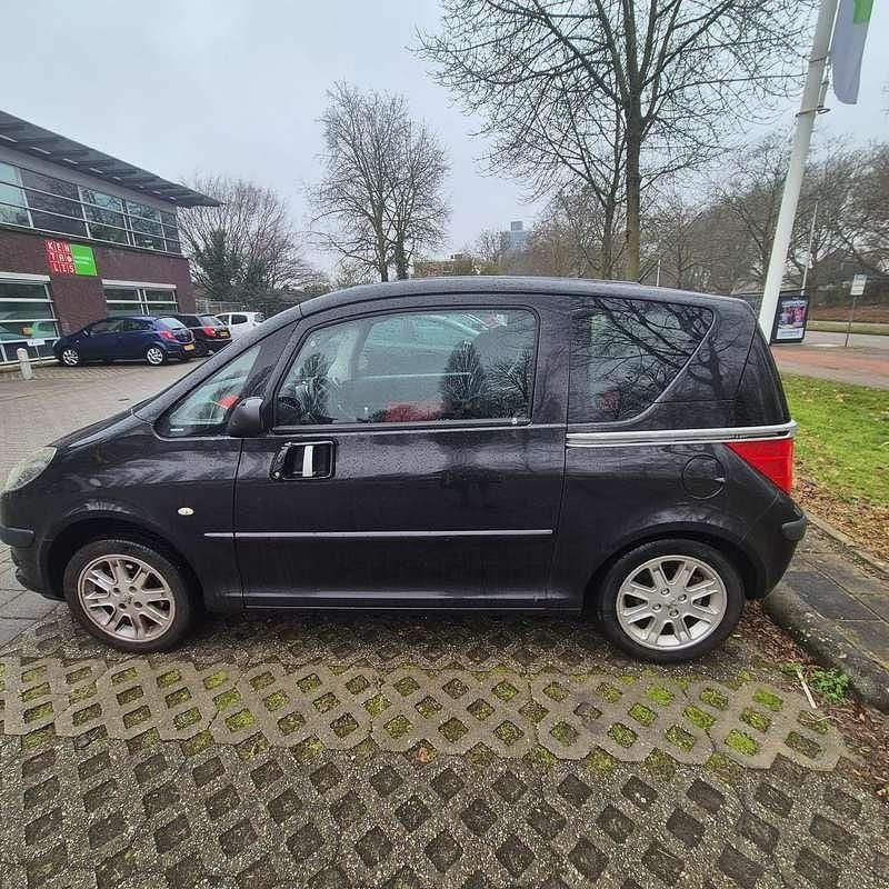 Occasion Peugeot 1007 109 PK (80 kW) 2005 Zwart MPV