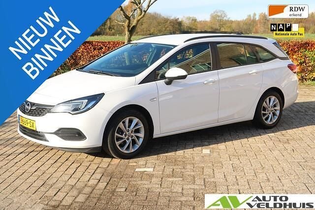 Wit Gebruikt 2020 Opel Astra Edition Stationwagen | € 11.995 (Goede deal) - Afbeelding 1/4