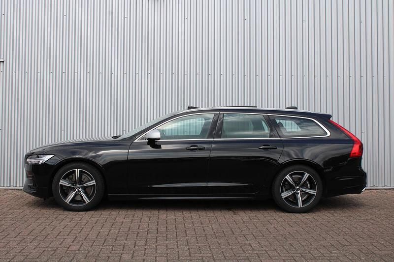 Occasion Volvo V90 Business Edition 191 PK (140 kW) 2018 Zwart (metallic) Stationwagen