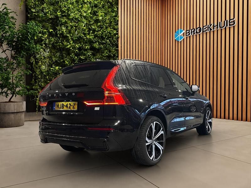 Occasion Volvo XC60 Plus 350 PK (257 kW) 2023 Zwart SUV