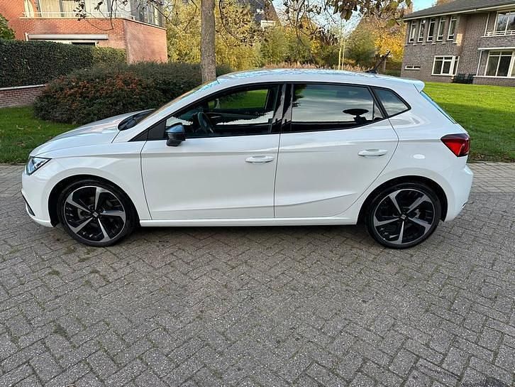 Occasion Seat Ibiza FR 110 PK (80 kW) 2023 Wit Hatchback