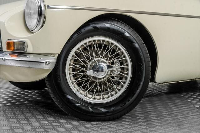 Occasion MG B GT 95 PK (69 kW) 1966 Wit Coupé