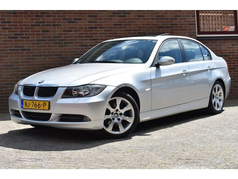 Grijs Gebruikt 2005 BMW 320 Executive Sedan | € 3.949 (Eerlijke prijs) - Afbeelding 1/4
