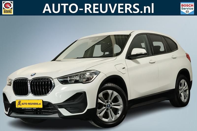 Wit Occasion 2022 BMW X1 SUV | € 27.900 (Goede deal) - Afbeelding 1/4