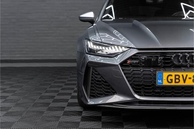 Grijs Gebruikt 2020 Audi RS6 S-Line Stationwagen | € 104.900 - Afbeelding 1/4
