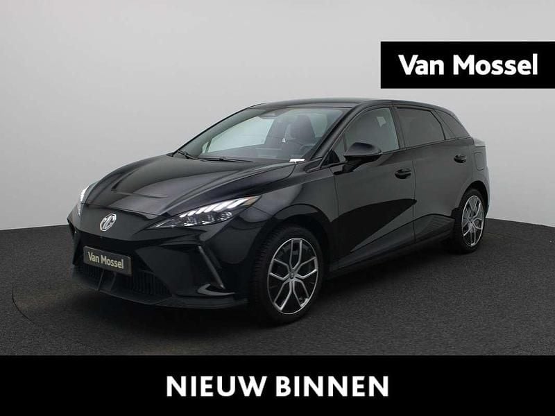 Zwart Gebruikt 2023 MG MG4 EV Luxury Hatchback | € 23.900 (Eerlijke prijs) - Afbeelding 1/3