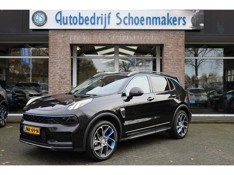 Zwart Gebruikt 2023 Lynk & Co 01 SUV | € 24.995 (Goede deal) - Afbeelding 1/4